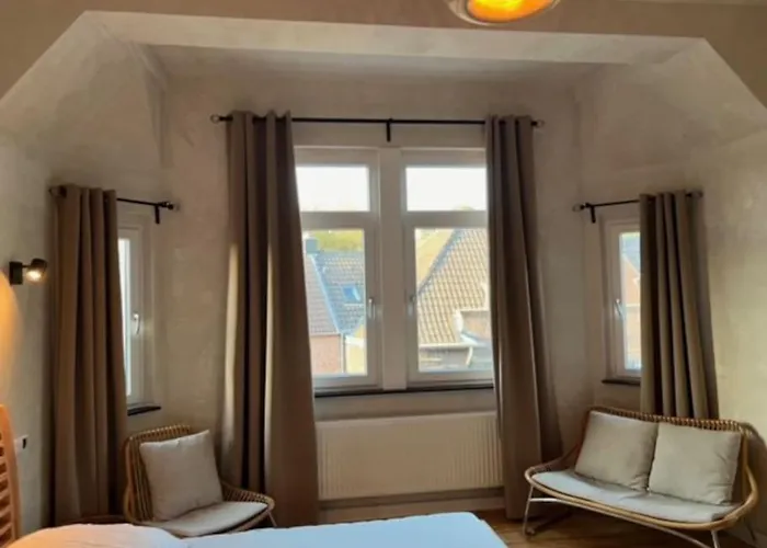 Charmante Altbauwohnung *