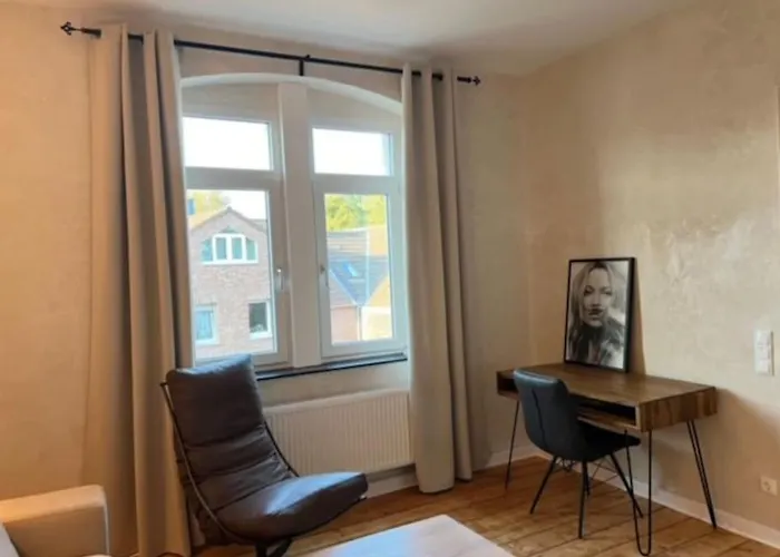 Charmante Altbauwohnung Lejlighed *